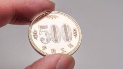 今月4月18日は年金支給日《2026年4月分から年金が増額改定》国民年金・厚生年金はいくらに？ 【2026年度に65歳になる人】多様なライフコースに応じた5つの《年金額の例》をチェック